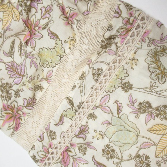 By Anthropologie Floral Printed-Sleeve Ruffle Sweater Cream - Large - Picture 8 of 12